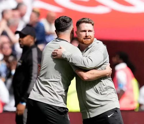 Chelsea lúc này đang được dẫn dắt bởi tạm quyền Calum McFarlane sau khi tiền nhiệm Liam Rosenior bị sa thải.