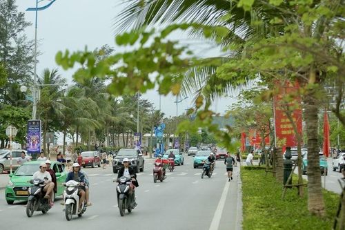 Chính quyền phường Sầm Sơn đang nỗ lực xây dựng hình ảnh du lịch văn minh, thân thiện, bảo vệ quyền lợi cho du khách