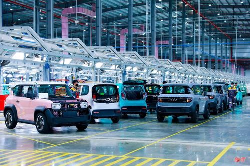 Các nhà máy sản xuất ô tô điện, sản xuất pin đã đi vào vận hành ổn định, liên tục cho ra sản phẩm và đóng góp trực tiếp vào giá trị sản xuất công nghiệp. Ảnh: Thu Trang.