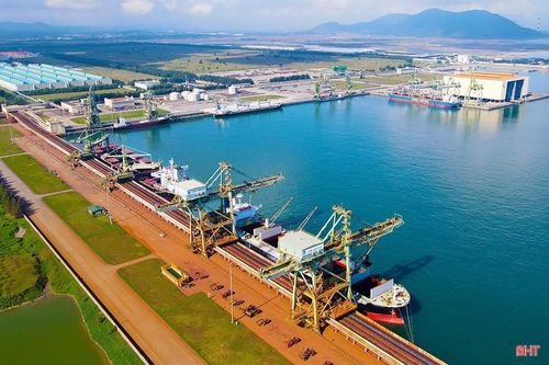 Các dư địa không chỉ tạo ra mức tăng trưởng trong ngắn hạn mà còn góp phần quan trọng trong tái định hình cấu trúc nền kinh tế với tỷ trọng công nghiệp công nghệ cao ngày càng gia tăng.