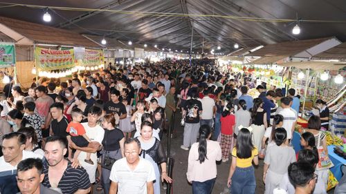 Lễ hội Bánh dân gian Nam Bộ tại Cần Thơ không chỉ lưu giữ hồn quê trong từng chiếc bánh, mà còn lan tỏa giá trị văn hóa truyền thống.