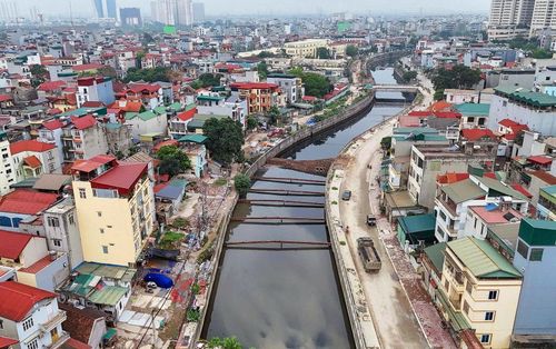 Các hạng mục cuối cùng của kênh La Khê đang được tích cực thi công ngay sau chỉ đạo của Bí thư Thành ủy Hà Nội. Ảnh: Quang Thái