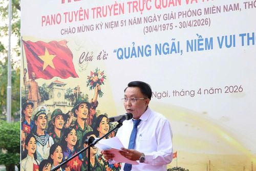 Ông Phan Văn Hoàng, Phó Giám đốc Sở VHTTDL tỉnh Quảng Ngãi phát biểu