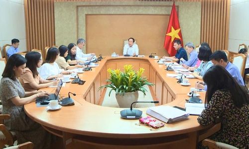 Phó Thủ tướng giao Bộ Tư pháp chuẩn bị kỹ lưỡng, xây dựng bộ hồ sơ dự án Luật Luật sư (sửa đổi); trình Chính phủ trước ngày 10/6 - Ảnh: VGP/Thu Sa