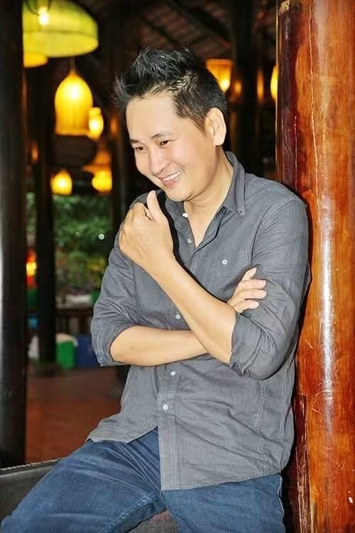 Lê Minh đứng sau nhiều bộ phim truyền hình dài tập phát trên VTV, HTV và THVL1.