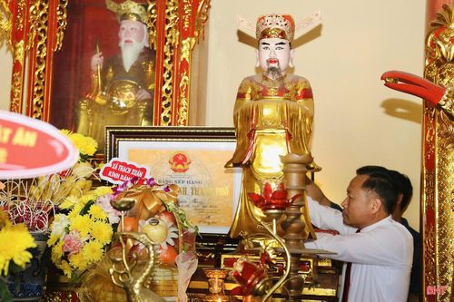 Năm 2022, với sự quan tâm của cấp ủy, chính quyền địa phương cùng sự đóng góp của các nhà hảo tâm, con em xa quê và Nhân dân, đền Thần Nông được trùng tu, tôn tạo khang trang với các hạng mục đồng bộ như: cổng đền, thượng điện, nhà tả vu, hữu vu, tường rào và khuôn viên.