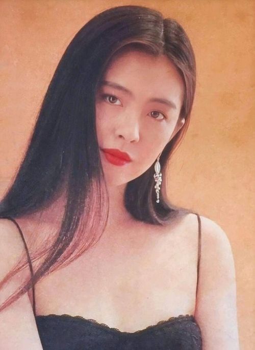 Vẻ đẹp ma mị, liêu trai thoát thực của nàng "Nhiếp Tiểu Thiện" vẫn là tiêu chuẩn vàng cho các mỹ nhân phim cổ trang suốt nhiều thập kỷ.
