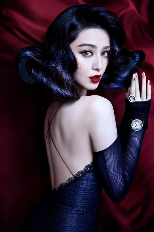 Phạm Băng Băng sở hữu nhan sắc quyến rũ, từng gây bão một thời. 