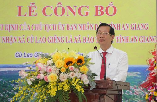 Phó Chủ tịch UBND tỉnh An Giang Lê Văn Phước phát biểu tại buổi lễ.