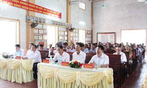  Quang cảnh hội nghị. 
