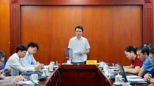 Đồng chí Hà Trọng Hải - Phó Chủ tịch UBND tỉnh phát biểu kết luận cuộc họp.