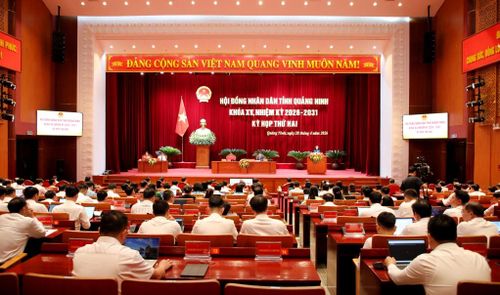 Quang cảnh kỳ họp. Ảnh: Thu Chung (Q.M.G)