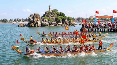 Nhiều hoạt động du lịch tại Cửa Lò, Nghệ An sẵn sàng đón khách trong nước và quốc tế. Ảnh: Mai Ngân