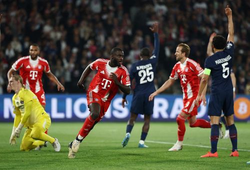  Nhưng Bayern Munich chứng minh vì sao họ luôn là thế lực đáng gờm ở châu Âu. Không bỏ cuộc, đại diện Bundesliga vùng lên mạnh mẽ trong những phút cuối. 