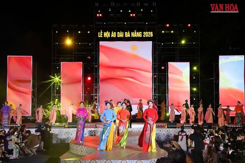 Lễ hội Áo dài Đà Nẵng 2026 thu hút sự tham gia rất đông của người dân và du khách