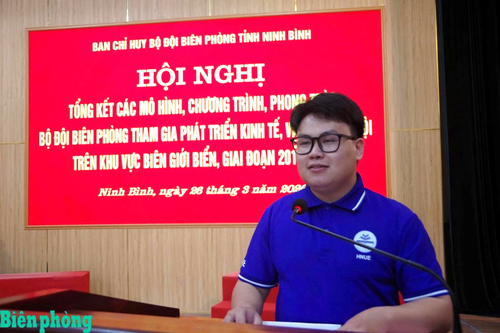 Mai Thành Khơi phát biểu tại hội nghị. Ảnh: Minh Khôi