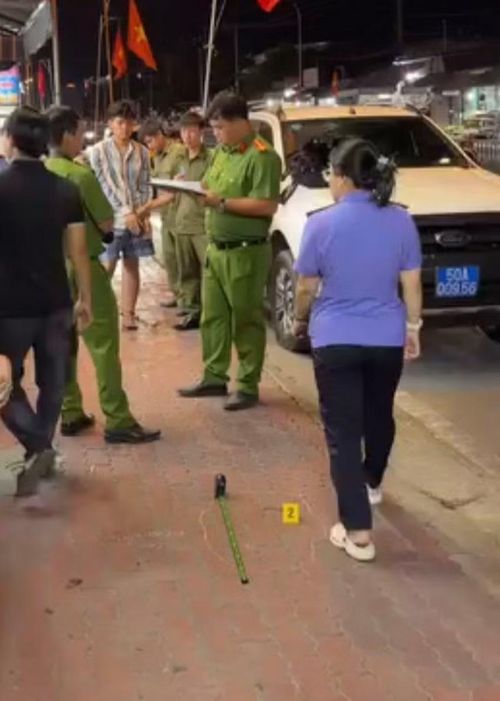 Cơ quan chức năng dựng lại hiện trường vụ việc.