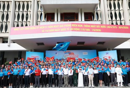 Thành Đoàn - Hội LHTN Việt Nam TPHCM chính thức phát động hành trình “Tôi yêu Tổ quốc tôi” chào mừng kỷ niệm 51 năm Ngày Giải phóng miền Nam, thống nhất đất nước.
