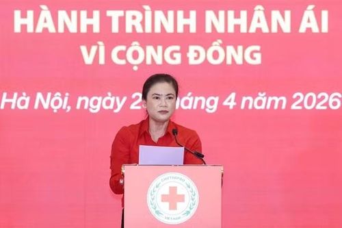 Chủ tịch Hội Chữ thập đỏ Việt Nam Đỗ Thị Thu Thảo phát biểu tại buổi lễ. Ảnh: PV.