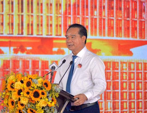 Chủ tịch UBND TP.HCM Nguyễn Văn Được phát biểu.