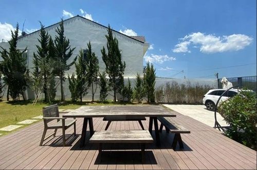 Không gian biệt thự được thiết kế đơn giản như trời Âu (Ảnh Ngoisao.net)