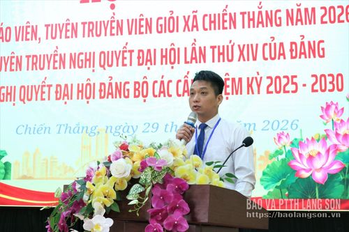 Lãnh đạo Đảng ủy xã Chiến Thắng phát biểu khai mạc hội thi