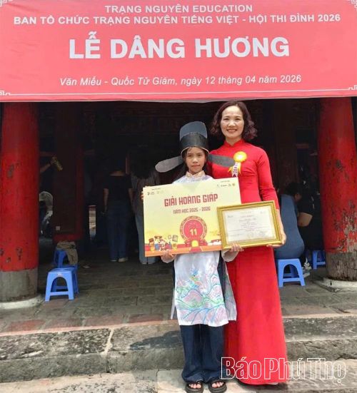 Em Hà Gia Hân, học sinh lớp 4B, Trường Tiểu học Hòa Bình đạt giải Hoàng Giáp - Trạng nguyên Tiếng Việt cấp quốc gia.