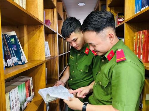 Các hoạt động hưởng ứng Ngày Sách và Văn hóa đọc Việt Nam góp phần lan tỏa phong trào đọc sách trong CAND.