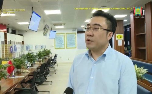 Ông Đinh Quang Thành, Phó Giám đốc Chi nhánh Trung tâm Phục vụ hành chính công số 3. Ảnh: PV