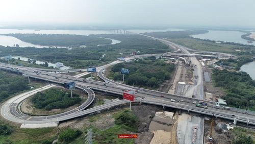 Các tuyến vành đai, các tuyến metro mở rộng, cùng hệ thống giao thông liên vùng đang được đầu tư đồng bộ, hứa hẹn tạo nên mạng lưới kết nối hoàn chỉnh hơn cho toàn vùng kinh tế trọng điểm phía Nam.
