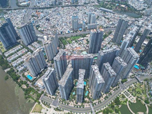 Ngoài ra, khu vực này cũng tập trung nhiều khu đô thị hiện đại, góp phần nâng tầm diện mạo đô thị.