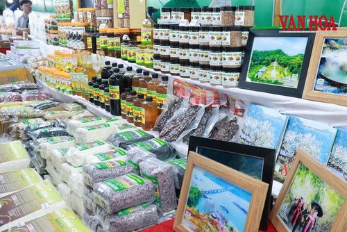Mỗi sản phẩm gắn câu chuyện với một vùng đất bản địa