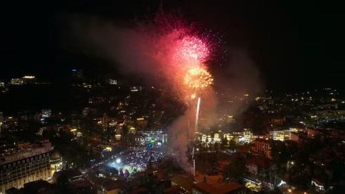Màn bắn pháo hoa đẹp mắt tại Lễ hội mùa hè Sa Pa 2026.