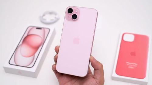 Đáng chú ý, dù giá tăng cao, sức mua của iPhone 15 vẫn vượt trội so với mẫu iPhone 17e mới ra mắt, cho thấy tâm lý người dùng vẫn ưu tiên lựa chọn sản phẩm đã được kiểm chứng thay vì thử nghiệm thiết bị mới.