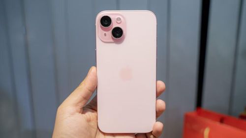 Vào thời điểm cuối năm 2025, mẫu smartphone này từng ghi nhận mức giá thấp kỷ lục dưới 15 triệu đồng, nhưng chỉ sau vài tháng, thị trường đã đảo chiều khi giá bán tăng mạnh trở lại, khiến nhiều người tiêu dùng không khỏi bất ngờ trước diễn biến trái ngược này.