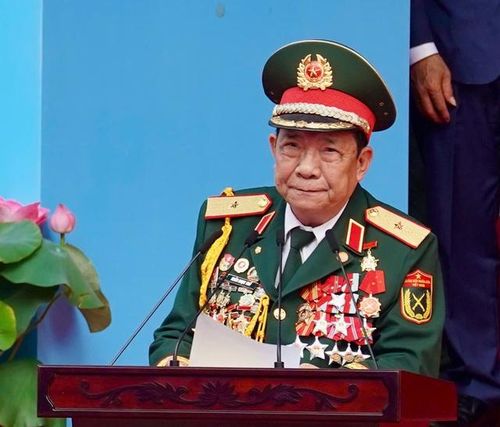 Thiếu tướng, AHLLVT Trần Ngọc Thổ, Nguyên Tham mưu trưởng Quân khu 7, Phó Chủ tịch Trung ương Hội nạn nhân chất độc da cam/đioxin Việt Nam.