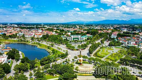 Hạ tầng đô thị phường Việt Trì được đầu tư xây dựng theo hướng đồng bộ, hiện đại, đô thị xanh.