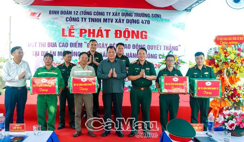 Thiếu tướng Nguyễn Hữu Ngọc,