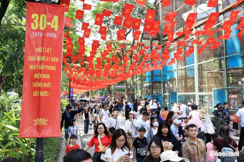 Từ lâu, Vườn thú Hà Nội đã trở thành điểm đến lý tưởng của người dân vào mỗi dịp nghỉ lễ và cuối tuần.