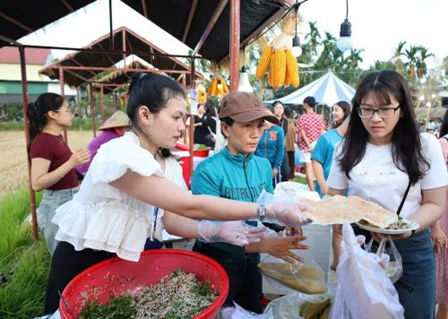 Gỏi mít, ram bắp – những món ngon dân dã níu chân thực khách