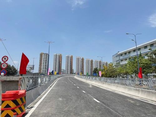 Việc từng bước khép kín các hạng mục đang giúp hoàn thiện hệ thống hạ tầng giao thông phía Đông TPHCM, đặc biệt trên trục kết nối cảng Cát Lái và cao tốc TPHCM – Long Thành – Dầu Giây