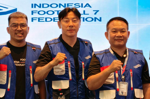HLV Shin Tae Yong đảm nhận vai trò cố vấn kỹ thuật cho đội tuyển bóng đá 7 người của Indonesia. Ảnh: IDN Times