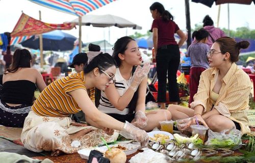 Cá trích nướng “gây sốt” trên mạng xã hội, góp phần lan tỏa hình ảnh biển Nghệ An thời gian qua.