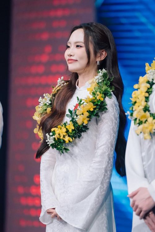 Phương Mỹ Chi là giọng ca được nhiều khán giả yêu thích.