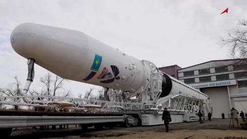 Tên lửa đẩy thế hệ mới Soyuz-5 trong quá trình chuẩn bị phóng. Ảnh chụp màn hình