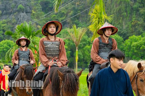 Đội kỵ binh tái hiện hình ảnh của quân dân nhà Trần.
