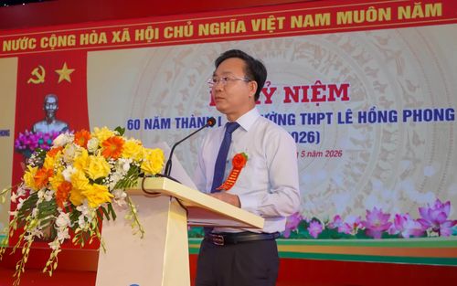 Đồng chí Hoàng Xuân Tân, Phó Chủ tịch UBND tỉnh phát biểu tại lễ kỷ niệm - Ảnh: N.H