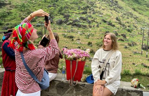 Cùng checkin quang cảnh hùng vĩ tại dốc Thẩm Mã.