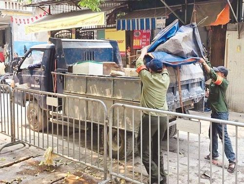 Đối với các trường hợp cố tình vi phạm, lực lượng chức năng sẽ kiên quyết xử lý nghiêm theo quy định. Ảnh: Vân Nhi