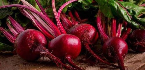 Ăn củ dền tốt cho mạch máu.